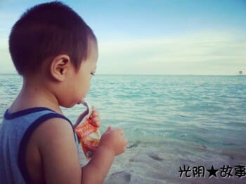 小西北说：阳光沙滩很舒服